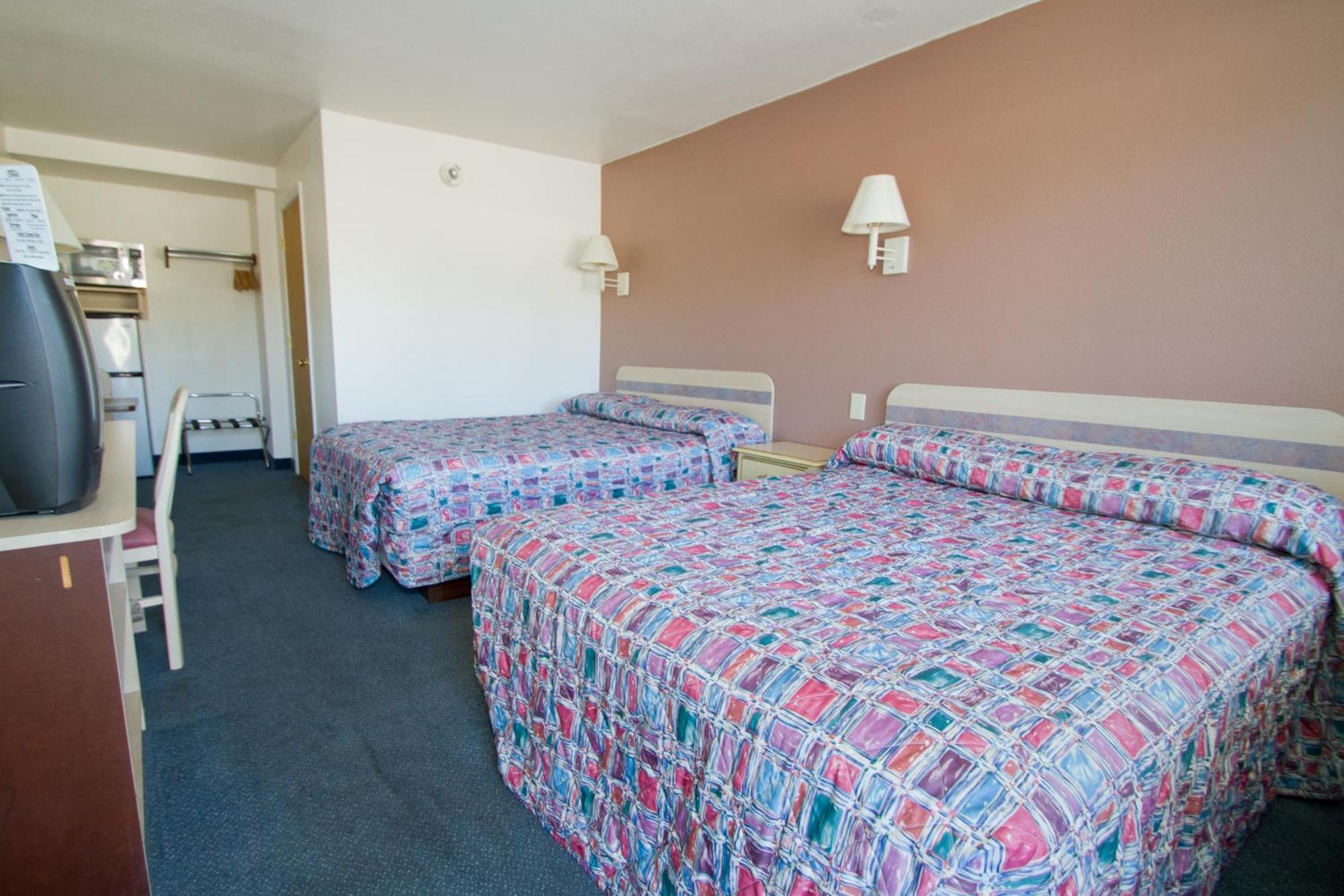 מיסולה Brooks St. Motor Inn מראה חיצוני תמונה