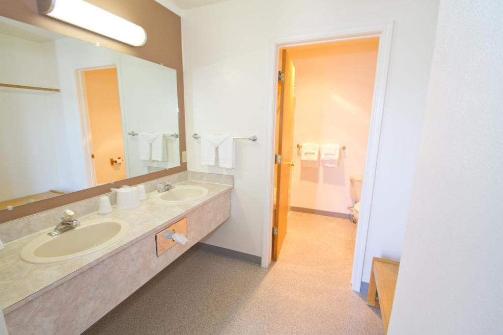 מיסולה Brooks St. Motor Inn חדר תמונה
