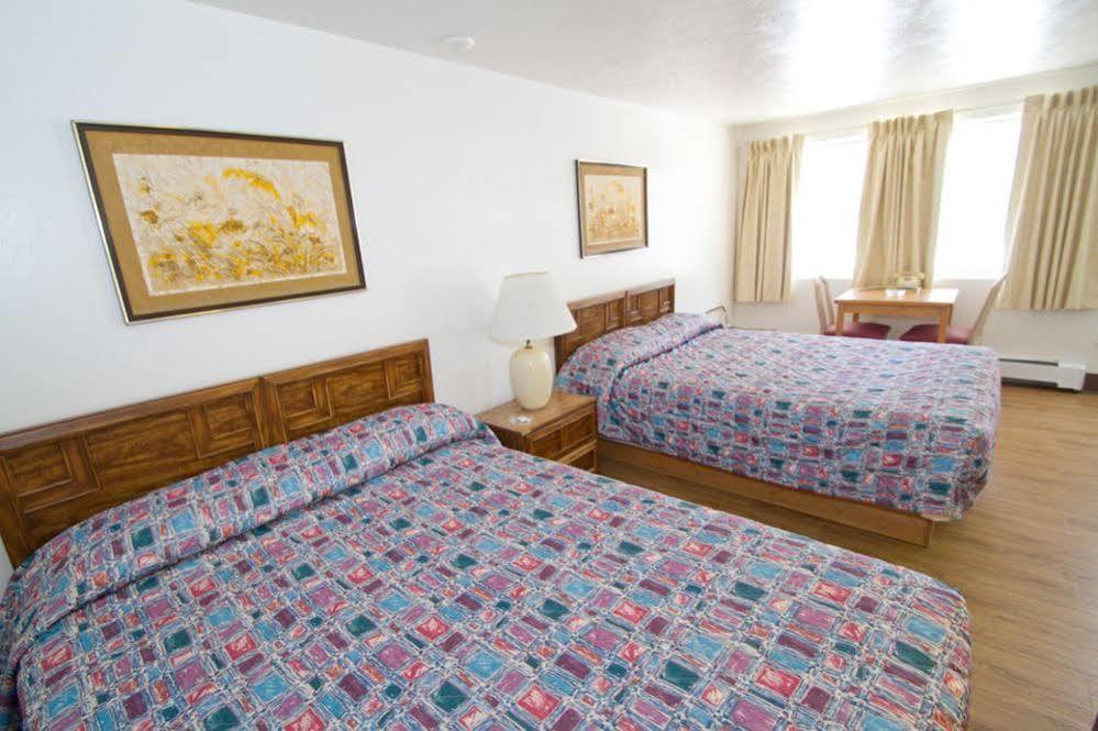 מיסולה Brooks St. Motor Inn מראה חיצוני תמונה